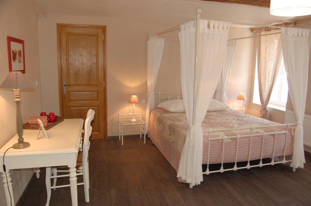 La Chaiserie La Croix-Saint-Leufroy Room photo