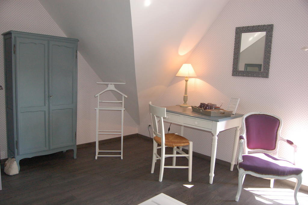 La Chaiserie La Croix-Saint-Leufroy Room photo