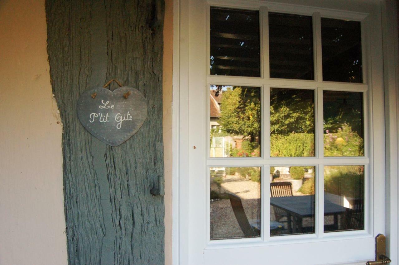 La Chaiserie La Croix-Saint-Leufroy Exterior photo