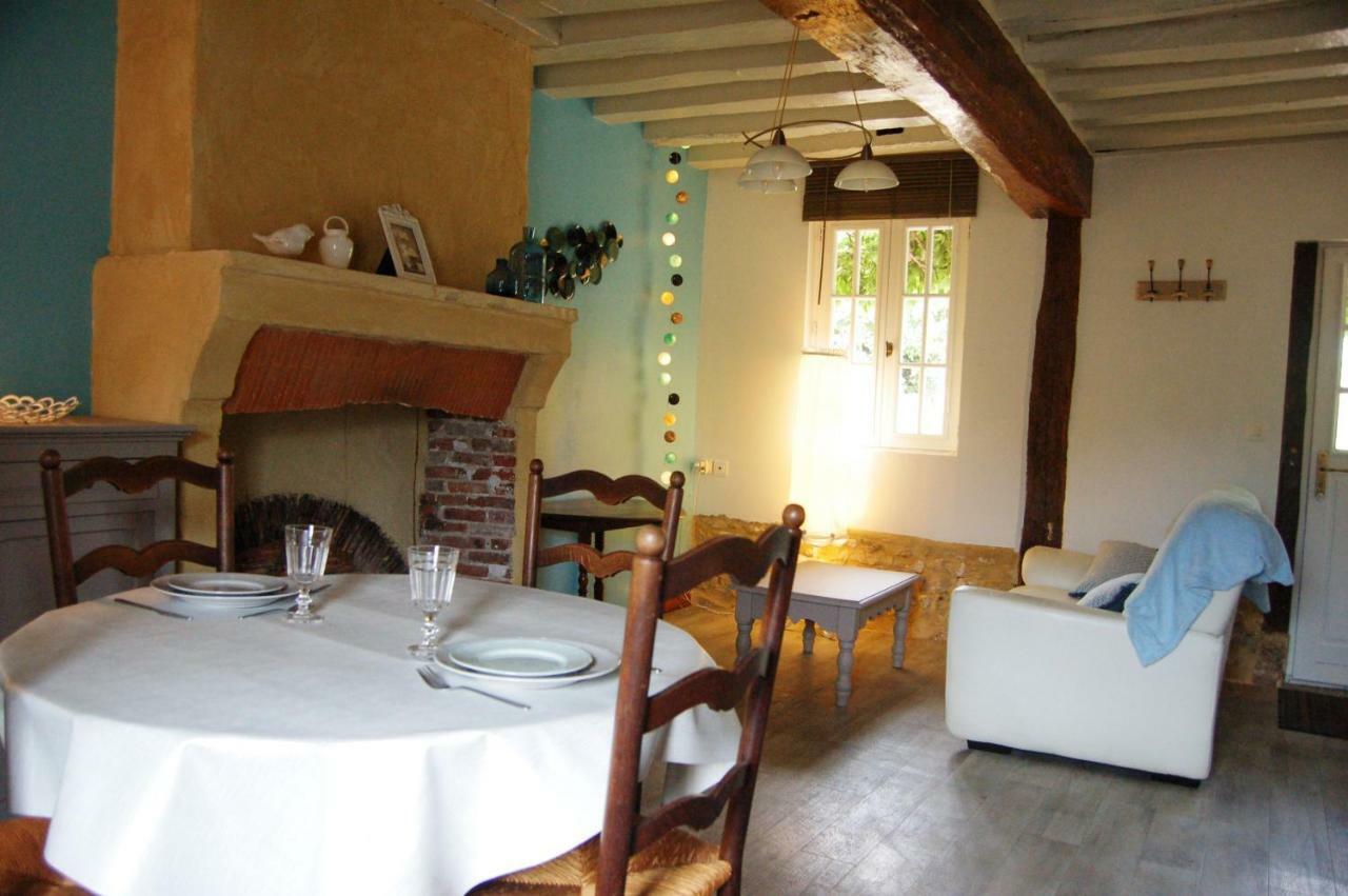 La Chaiserie La Croix-Saint-Leufroy Exterior photo